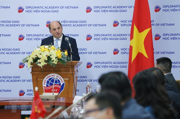 英国对越南国际地位不断提高给予高度评价 ảnh 1 英国对越南国际地位不断提高给予高度评价 ảnh 1