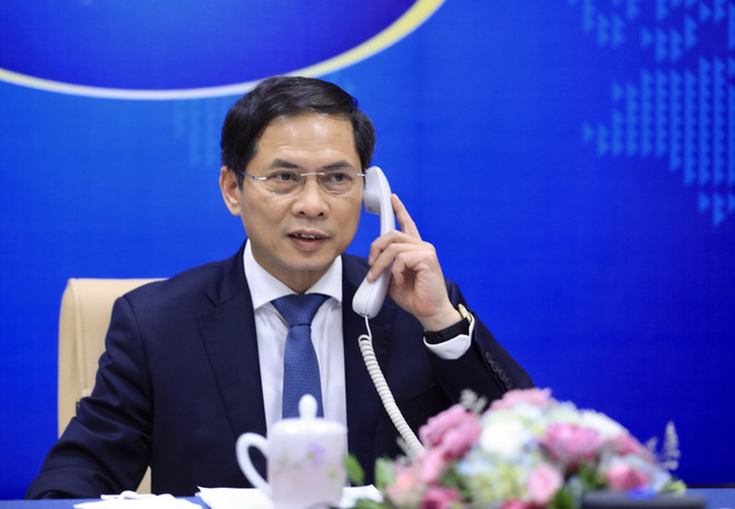 越南外交部部长裴青山与法国欧洲与外交部部长勒德里昂通电话 ảnh 1 越南外交部部长裴青山与法国欧洲与外交部部长勒德里昂通电话 ảnh 1