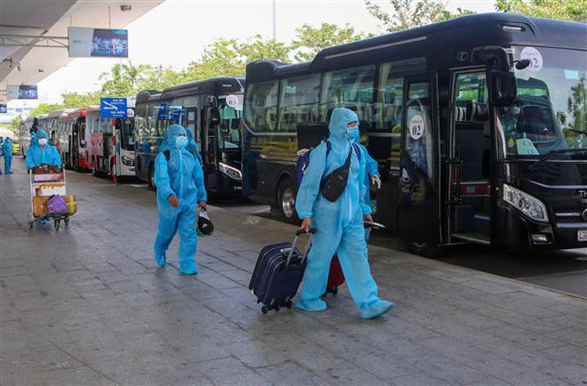 自7月22日0时起，河内对从疫区返乡人员进行集中隔离 ảnh 2