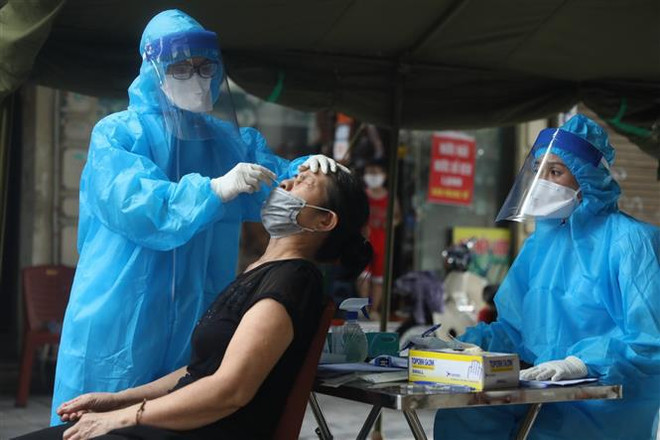 越共中央书记处常务书记下发通知 要求加强疫情防控工作 ảnh 4 越共中央书记处常务书记下发通知 要求加强疫情防控工作 ảnh 4