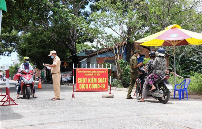 越共中央书记处常务书记下发通知 要求加强疫情防控工作 ảnh 2 越共中央书记处常务书记下发通知 要求加强疫情防控工作 ảnh 2