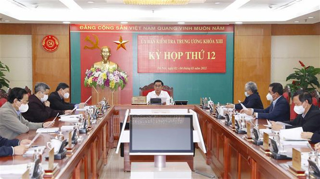 越共中央检查委员会审查军医学院党委常委会违法违规迹象 ảnh 1 越共中央检查委员会审查军医学院党委常委会违法违规迹象 ảnh 1