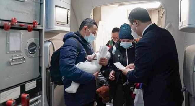 📝时评:疾风知劲草 患难见真情 ảnh 4 📝时评:疾风知劲草 患难见真情 ảnh 4