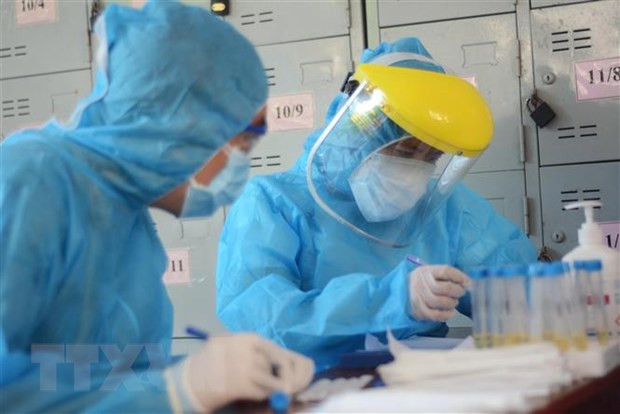 新冠肺炎疫情:为出境人员发放无感染新冠病毒证明书创造便利条件 ảnh 1 新冠肺炎疫情:为出境人员发放无感染新冠病毒证明书创造便利条件 ảnh 1