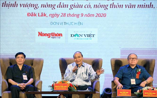 越南政府总理阮春福与中部西原地区农民进行对话 ảnh 1 越南政府总理阮春福与中部西原地区农民进行对话 ảnh 1