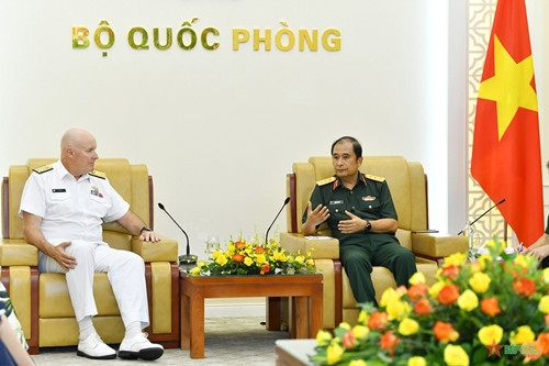 越南人民军副总参谋长冯士晋上将会见新西兰联合部队司令 ảnh 1 越南人民军副总参谋长冯士晋上将会见新西兰联合部队司令 ảnh 1