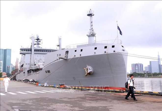 新西兰两艘海军舰艇对越南进行友好访问 ảnh 2 新西兰两艘海军舰艇对越南进行友好访问 ảnh 2