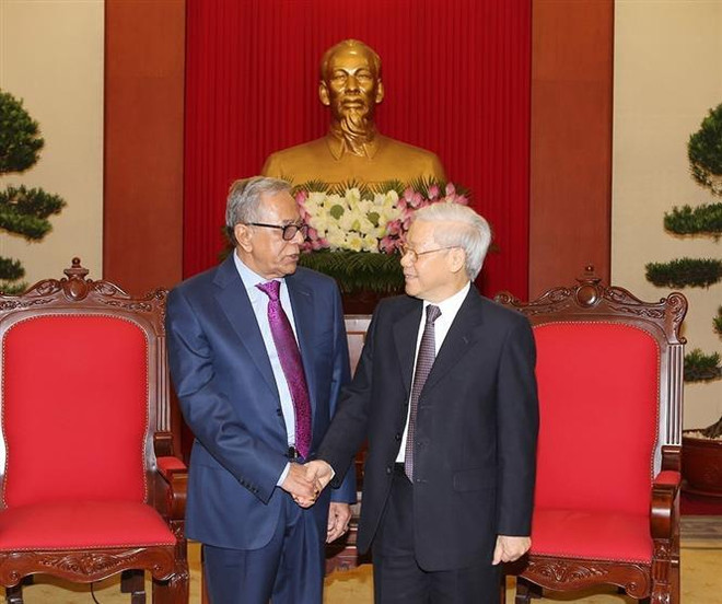 越南国会主席王廷惠访问孟加拉国:为两国传统友好合作关系注入新活力 ảnh 1 越南国会主席王廷惠访问孟加拉国:为两国传统友好合作关系注入新活力 ảnh 1