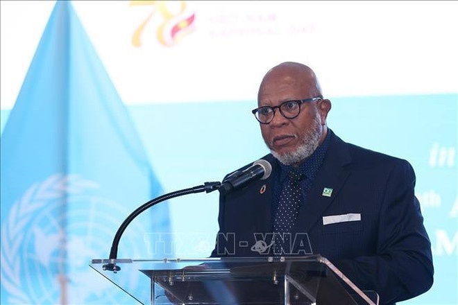 越南政府总理范明政在联合国总部主持越南国庆78周年庆祝典礼 ảnh 4 越南政府总理范明政在联合国总部主持越南国庆78周年庆祝典礼 ảnh 4