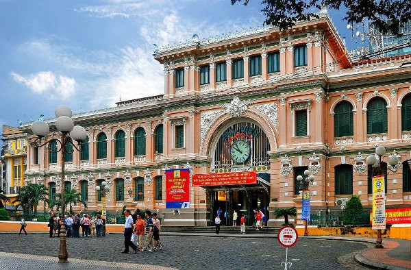 胡志明市古建筑之一——西贡邮局 ảnh 1 胡志明市古建筑之一——西贡邮局 ảnh 1