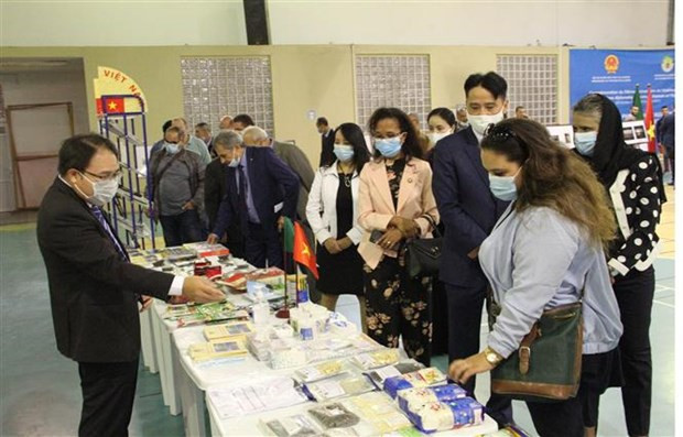 庆祝越南与阿尔及利亚建交59周年图片展在阿举行 ảnh 2 庆祝越南与阿尔及利亚建交59周年图片展在阿举行 ảnh 2