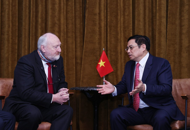 越南承诺为英国各家企业和集团在越有效投资创造便利条件 ảnh 2 越南承诺为英国各家企业和集团在越有效投资创造便利条件 ảnh 2