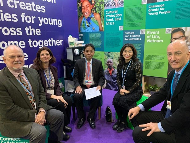 越南加强与英国文化教育协会在文化、创新领域的合作 ảnh 1 越南加强与英国文化教育协会在文化、创新领域的合作 ảnh 1