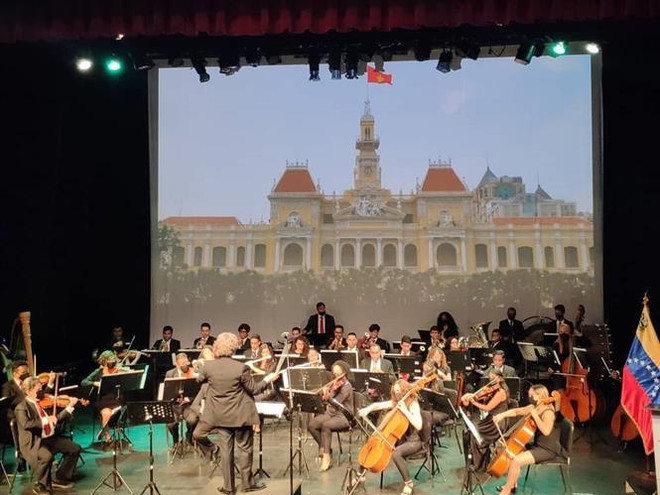 越南与委内瑞拉建交32周年纪念活动纷纷举行 ảnh 1