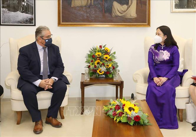 越南国家副主席武氏映春圆满结束对希腊的正式访问 ảnh 2 越南国家副主席武氏映春圆满结束对希腊的正式访问 ảnh 2