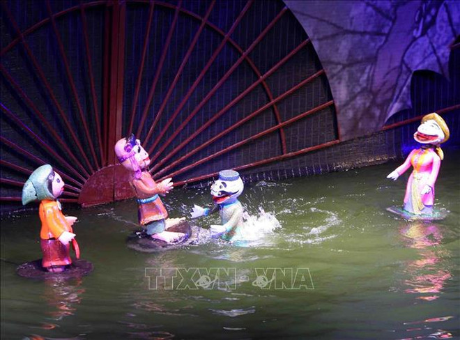 新冠疫情防控阻击战登上木偶戏舞台 ảnh 1