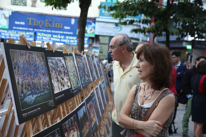 “越南遗产”摄影比赛中百幅优秀图片展在河内亮相 ảnh 1 “越南遗产”摄影比赛中百幅优秀图片展在河内亮相 ảnh 1