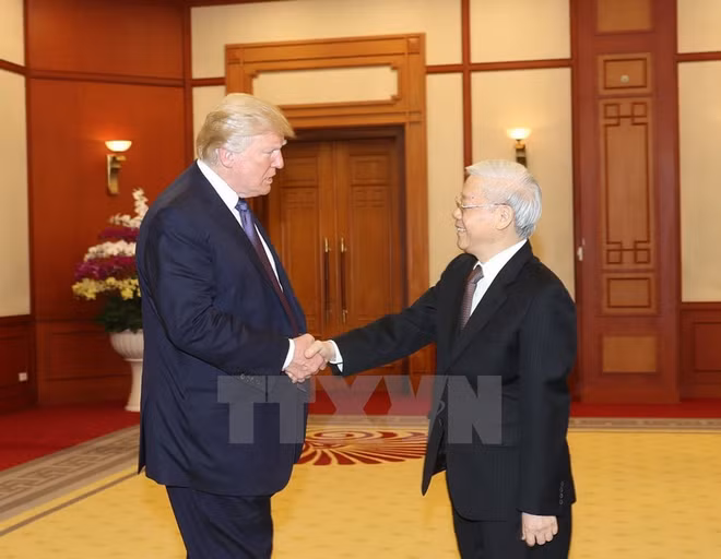 越共中央总书记阮富仲会见美总统特朗普 ảnh 1