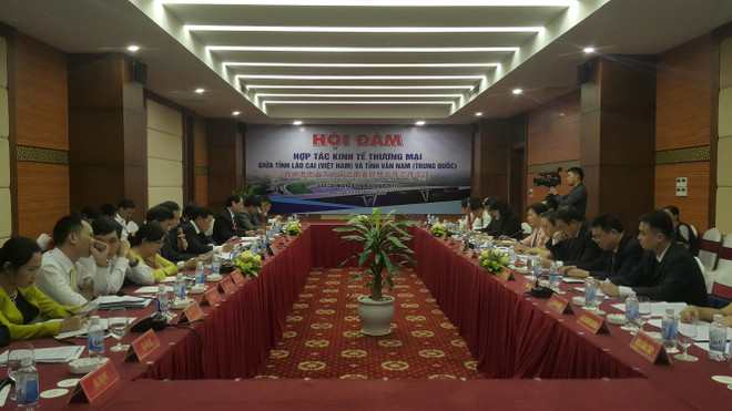 越南老街省与中国云南省就经贸合作举行会谈 ảnh 1 越南老街省与中国云南省就经贸合作举行会谈 ảnh 1