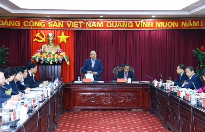 阮春福：北件省应选择优势产品 扩大生产规模 ảnh 1
