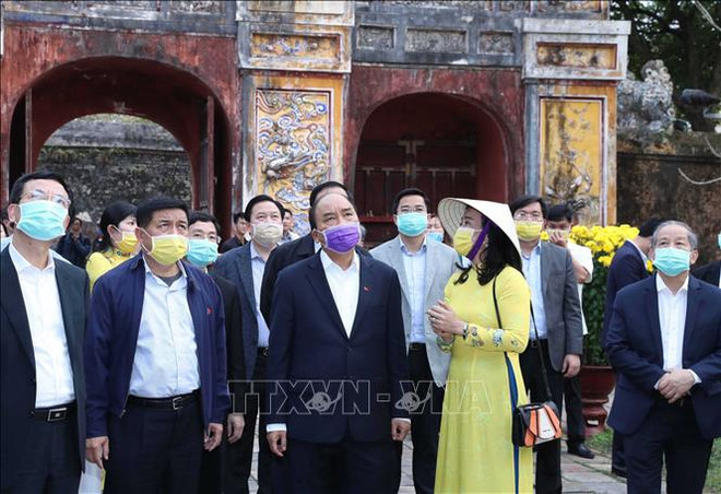 新冠肺炎疫情:政府总理阮春福监察承天顺化省新冠肺炎疫情防控工作 ảnh 1 新冠肺炎疫情:政府总理阮春福监察承天顺化省新冠肺炎疫情防控工作 ảnh 1