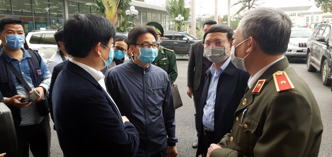 武德儋副总理视察广宁省新型冠状病毒感染的肺炎防控工作情况 ảnh 1 武德儋副总理视察广宁省新型冠状病毒感染的肺炎防控工作情况 ảnh 1