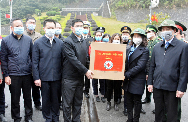 新型冠状病毒感染肺炎疫情：与中国并肩携手缓解医用物资压力 ảnh 1