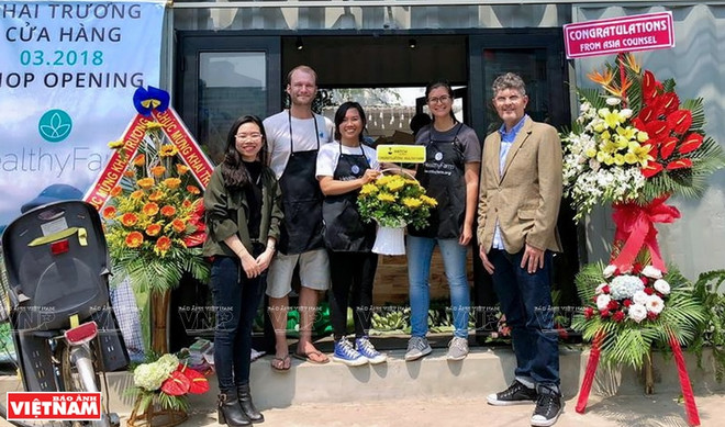 Aaron Everhart –越南创业运动的赞助人 ảnh 2 Aaron Everhart –越南创业运动的赞助人 ảnh 2