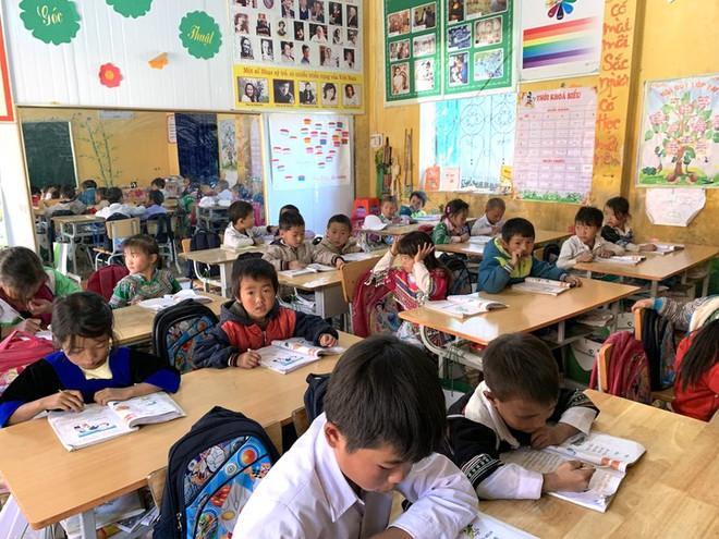 在寒冷的冬季给上学的孩子们送温暖之心 ảnh 1 在寒冷的冬季给上学的孩子们送温暖之心 ảnh 1