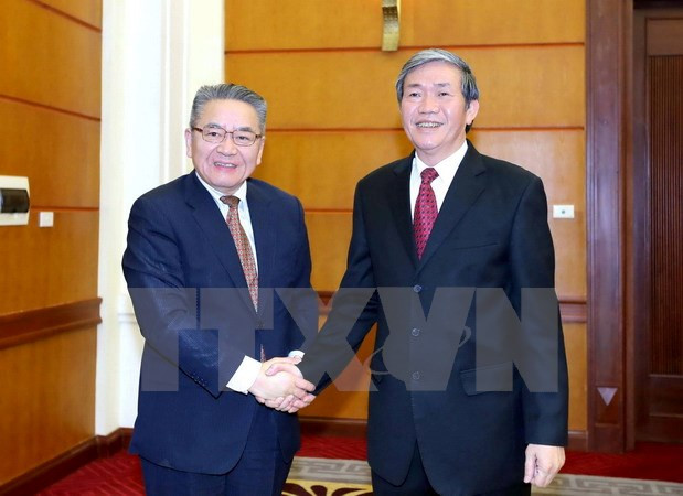 丁世兄同志会见日本共产党中央委员会副委员长绪方康雄 ảnh 1 丁世兄同志会见日本共产党中央委员会副委员长绪方康雄 ảnh 1