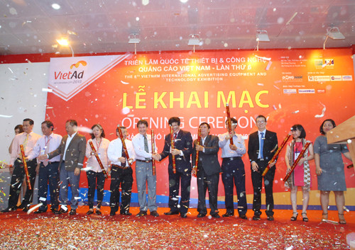 2016年越南国际广告设备与技术展览会在河内开幕 ảnh 1 2016年越南国际广告设备与技术展览会在河内开幕 ảnh 1