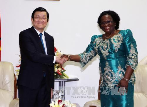 越南国家主席张晋创会见莫桑比克议会议长与解放阵线党秘书长 ảnh 1 越南国家主席张晋创会见莫桑比克议会议长与解放阵线党秘书长 ảnh 1