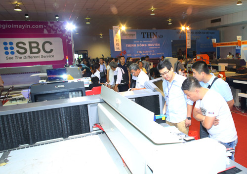 2016年越南国际广告设备与技术展览会在河内开幕 ảnh 2 2016年越南国际广告设备与技术展览会在河内开幕 ảnh 2