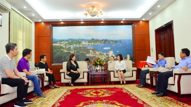 越南广宁省人委会副主席会见菲律宾旅游部代表团 ảnh 1 越南广宁省人委会副主席会见菲律宾旅游部代表团 ảnh 1