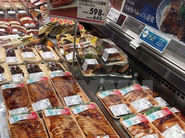 越南查鱼料理在日本永旺超市被列为“Top Valu”的产品系列 ảnh 1 越南查鱼料理在日本永旺超市被列为“Top Valu”的产品系列 ảnh 1