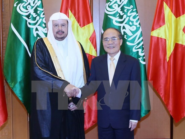 越南国会主席阮生雄同沙特阿拉伯王国协商会议主席会谈 ảnh 1 越南国会主席阮生雄同沙特阿拉伯王国协商会议主席会谈 ảnh 1