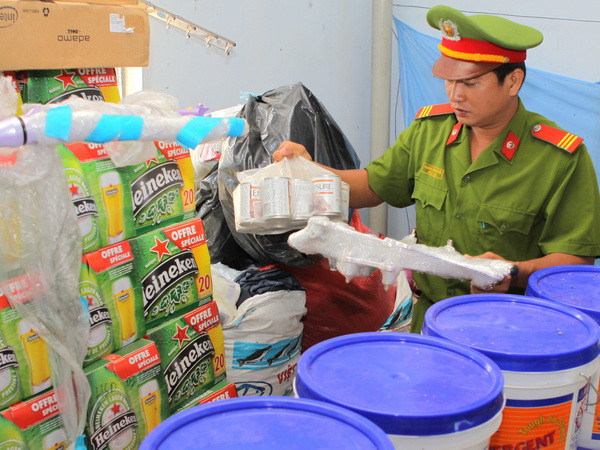 在电子商务活动中加强反走私、打击贸易欺诈和假冒商品的力度 ảnh 1