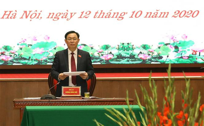 迎接党的十三大:王廷惠同志以100%赞成票再次当选河内市委书记 ảnh 1 迎接党的十三大:王廷惠同志以100%赞成票再次当选河内市委书记 ảnh 1