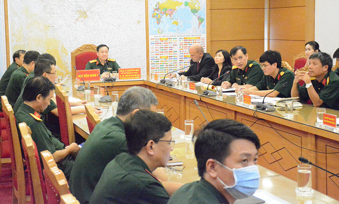 越南和南非军医加强合作应对新冠肺炎疫情 ảnh 1 越南和南非军医加强合作应对新冠肺炎疫情 ảnh 1