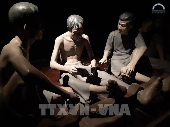 火炉监狱夜间旅游线路 让游客变成“历史体验者” ảnh 1 火炉监狱夜间旅游线路 让游客变成“历史体验者” ảnh 1