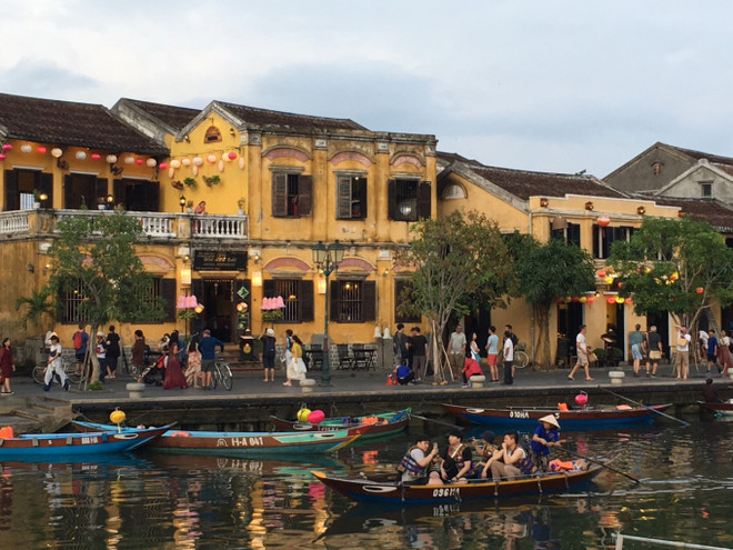 广南省多管齐下刺激国内旅游需求 ảnh 1 广南省多管齐下刺激国内旅游需求 ảnh 1