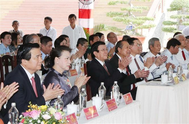越南国会主席阮氏金银出席阮友寿同志诞辰110周年纪念典礼 ảnh 1 越南国会主席阮氏金银出席阮友寿同志诞辰110周年纪念典礼 ảnh 1