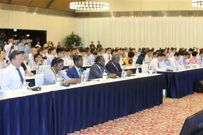 加强党对政策性贷款领导力度的指示5年实施情况总结会议在河内召开 ảnh 3 加强党对政策性贷款领导力度的指示5年实施情况总结会议在河内召开 ảnh 3