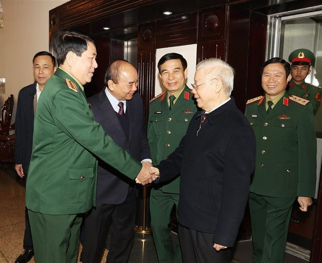 越共中央总书记阮富仲主持中央军委会议 ảnh 1 越共中央总书记阮富仲主持中央军委会议 ảnh 1