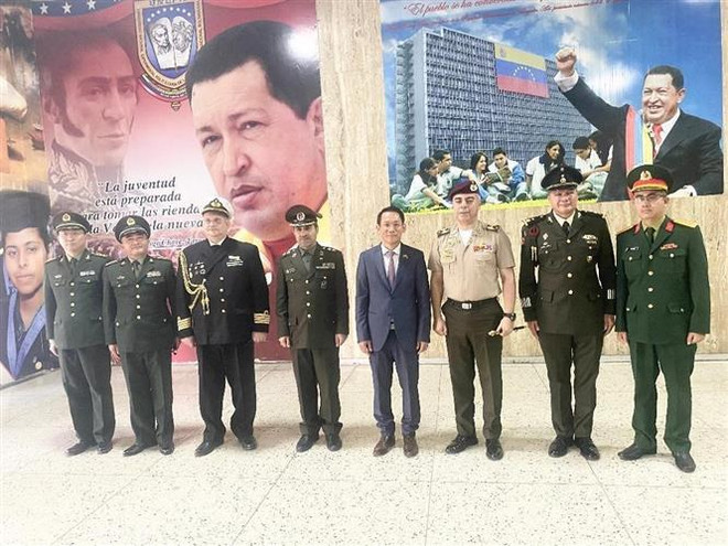 越南人民军建军节纪念活动在委内瑞拉举行 ảnh 1 越南人民军建军节纪念活动在委内瑞拉举行 ảnh 1