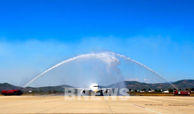 越游航空公司开通首条国际航线 ảnh 1 越游航空公司开通首条国际航线 ảnh 1