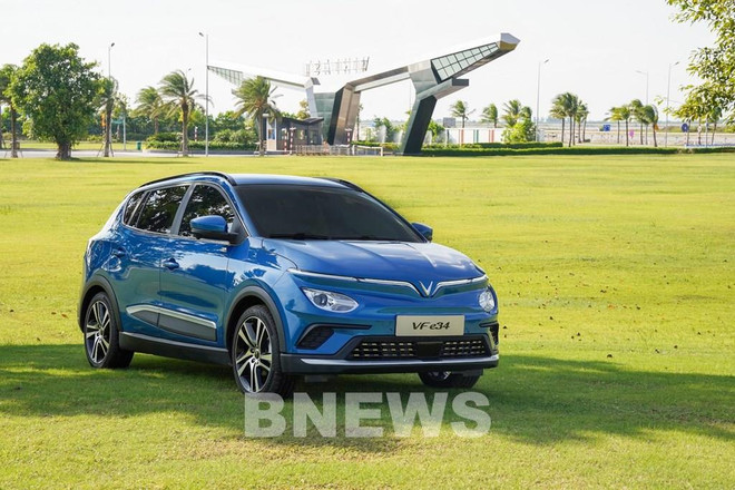 11月份VinFast向客户交付近600辆VF e34和VF 8电动汽车 ảnh 1 11月份VinFast向客户交付近600辆VF e34和VF 8电动汽车 ảnh 1