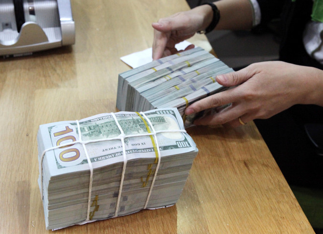 12月13日上午越盾对美元汇率中间价继续下调32越盾 ảnh 1 12月13日上午越盾对美元汇率中间价继续下调32越盾 ảnh 1