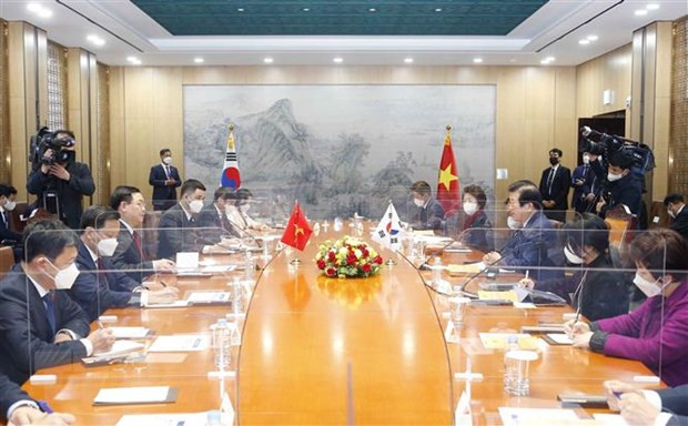 越南国会主席王廷惠与韩国国会议长朴炳锡举行会谈 ảnh 2 越南国会主席王廷惠与韩国国会议长朴炳锡举行会谈 ảnh 2