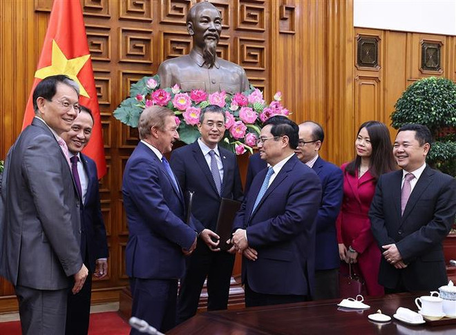 越南政府总理范明政会见美国航空租赁公司董事长 ảnh 1 越南政府总理范明政会见美国航空租赁公司董事长 ảnh 1